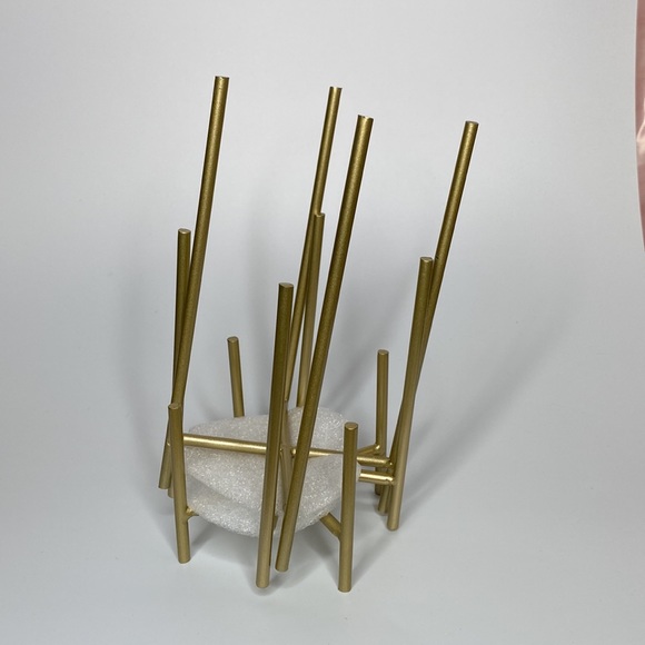 Brand New in Box Gold 3pc Candle Holder - Picture 3 of 4